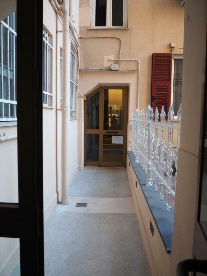 La Porta Accanto A Soli 900 Mt Dal Gaslini Génova Exterior foto