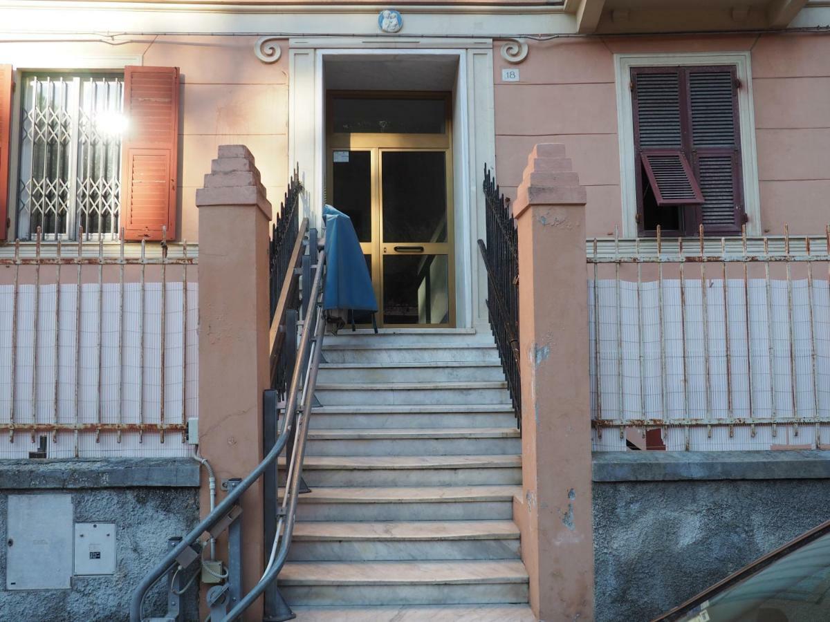 La Porta Accanto A Soli 900 Mt Dal Gaslini Génova Exterior foto