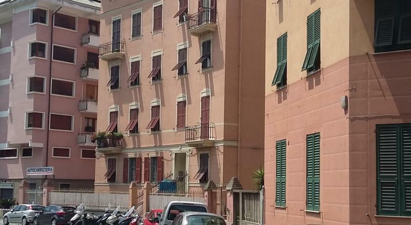 La Porta Accanto A Soli 900 Mt Dal Gaslini Génova Exterior foto
